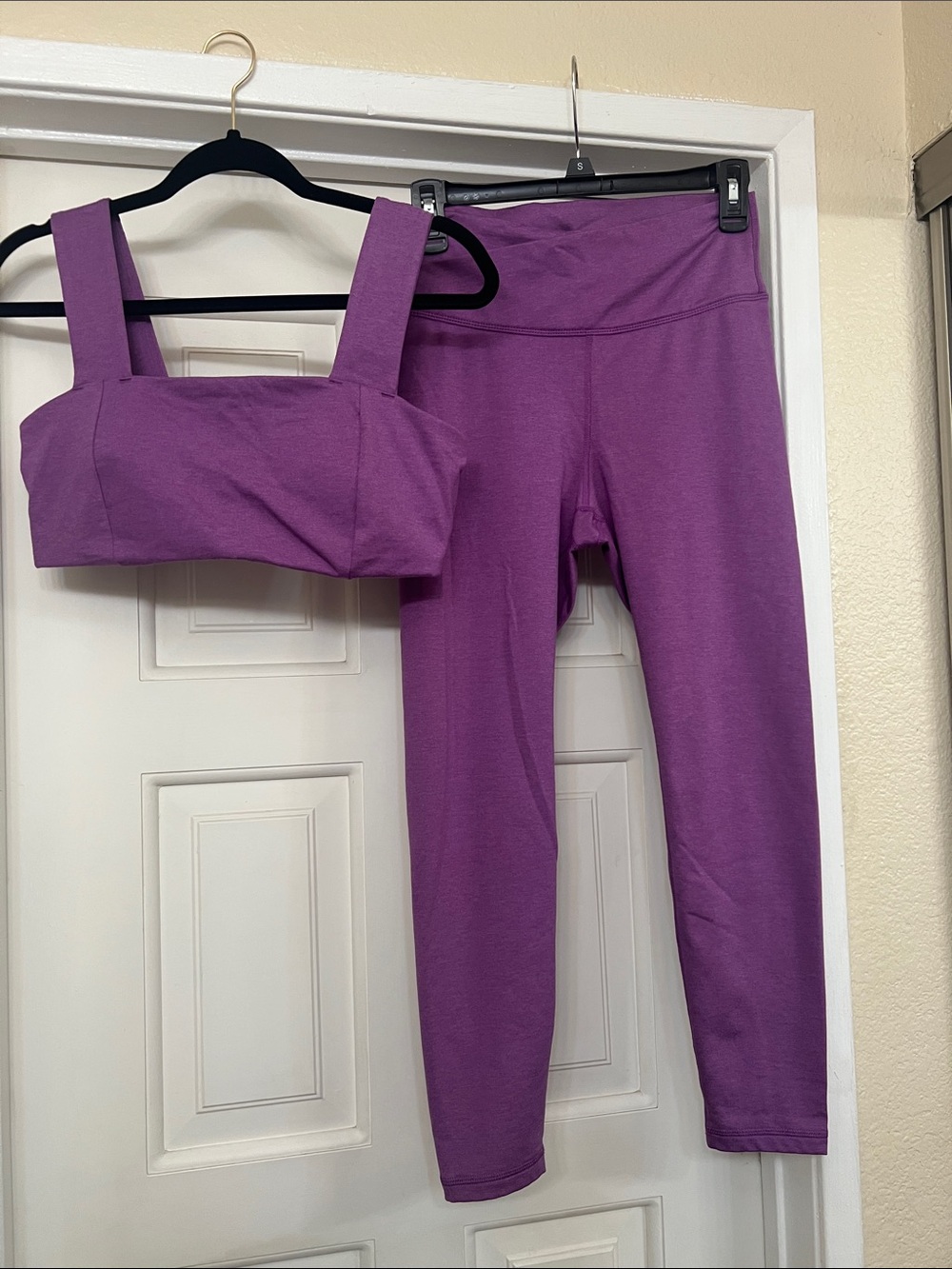 Old Navy Purple High-Waist Leggings with Matching Sports Bra